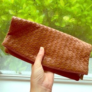 HOBO clutch